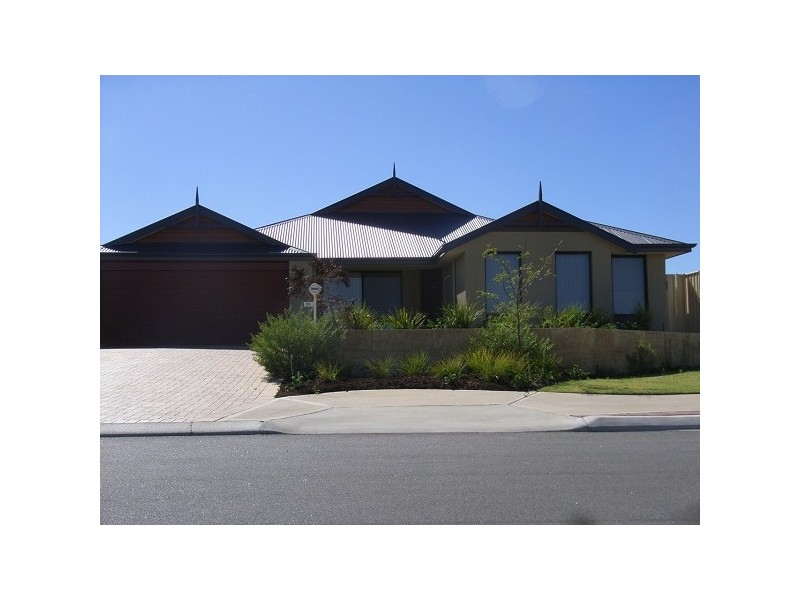 31 Yindana Boulevard, Lakelands WA 6210