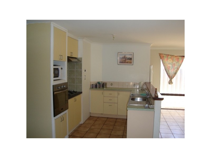 28 Buchanan Elbow, Greenfields WA 6210