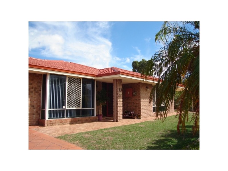 13 Honeysuckle Ramble, Halls Head WA 6210