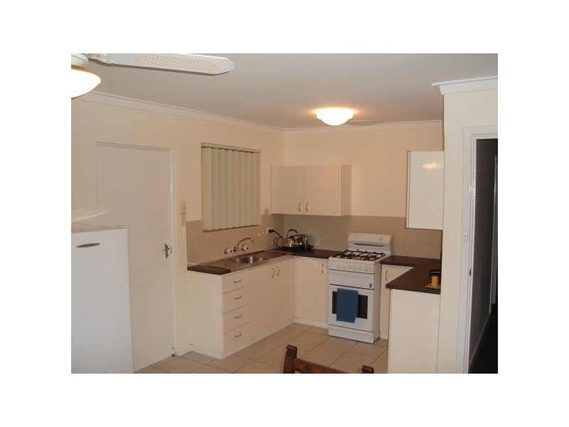 14 Wyeree Road, Silver Sands WA 6210