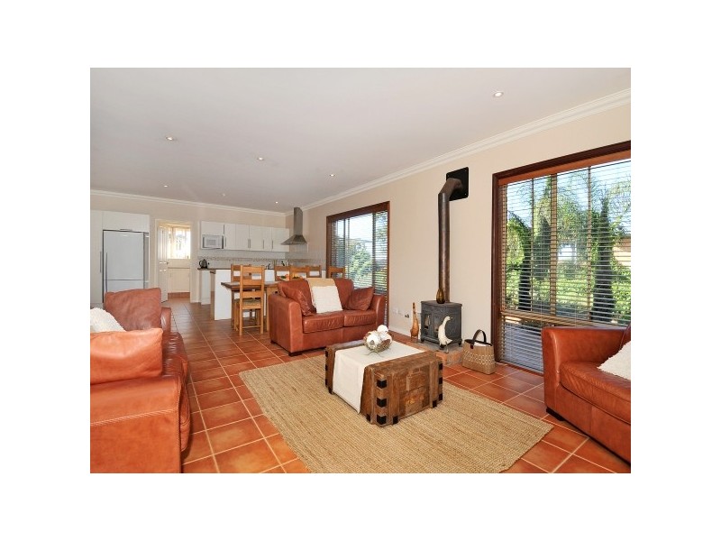 33B Pleasant Grove Circle, Falcon WA 6210