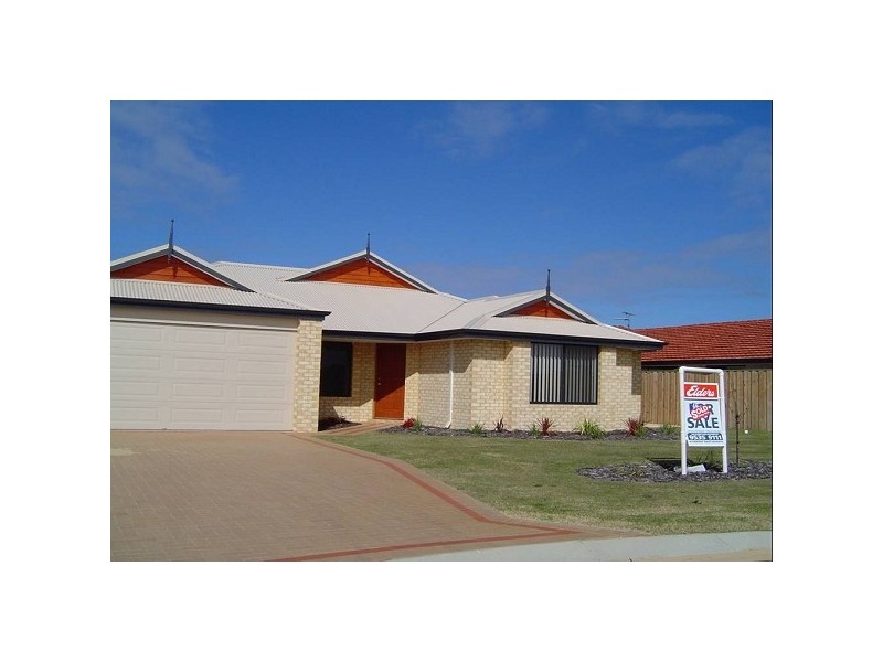 15 Whitegum Pass HALLS HEAD, Mandurah WA 6210
