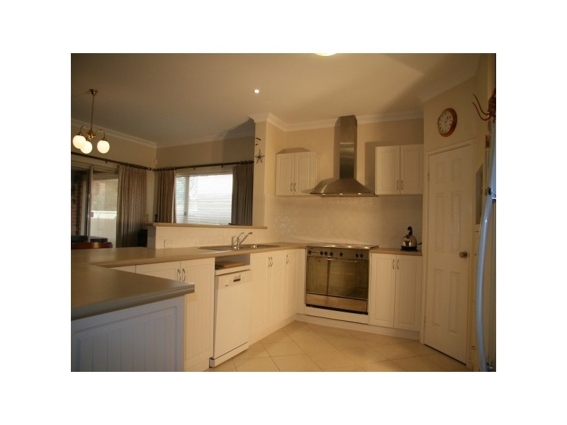 35 Catalpa Place, Falcon WA 6210