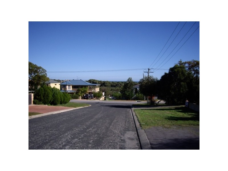 12 Wanill Street, Dawesville WA 6211