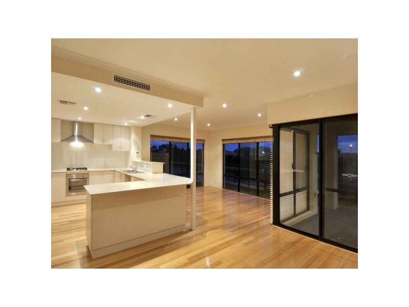 54 Cormorant Key, Wannanup WA 6210