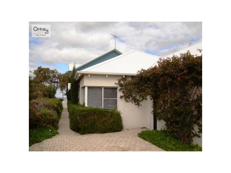 11 Chimneys Retreat, Erskine WA 6210