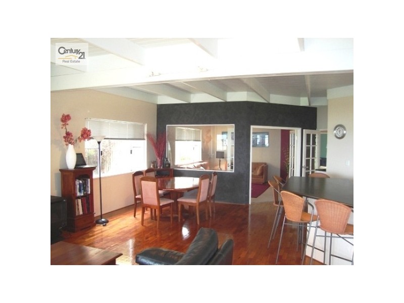 11 Chimneys Retreat, Erskine WA 6210