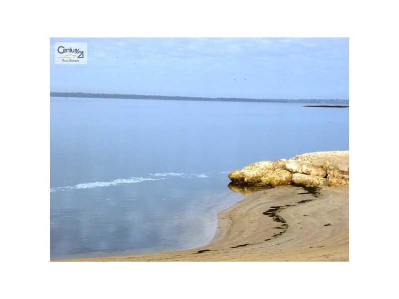 11 Chimneys Retreat, Erskine WA 6210