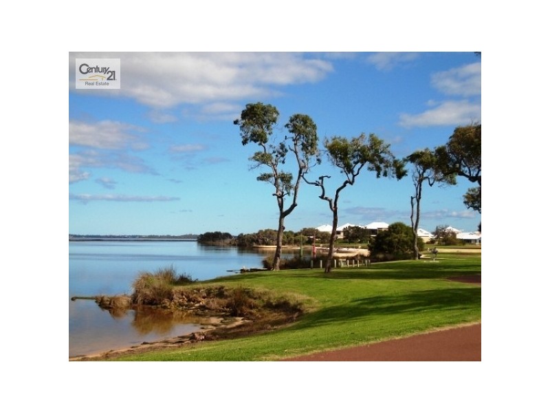 11 Chimneys Retreat, Erskine WA 6210