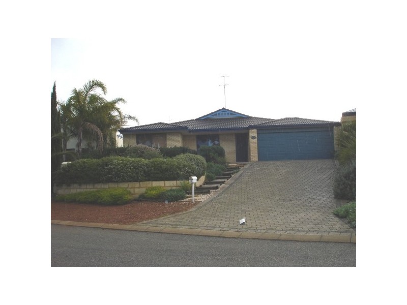 15 Boileau Place SAN REMO, Mandurah WA 6210