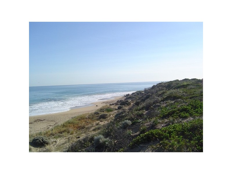 3 Buttercup Parkway, Halls Head WA 6210