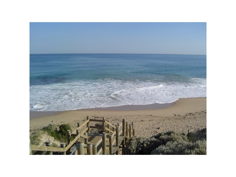 3 Buttercup Parkway, Halls Head WA 6210