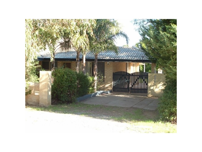194 Wanjeep Road, Coodanup WA 6210