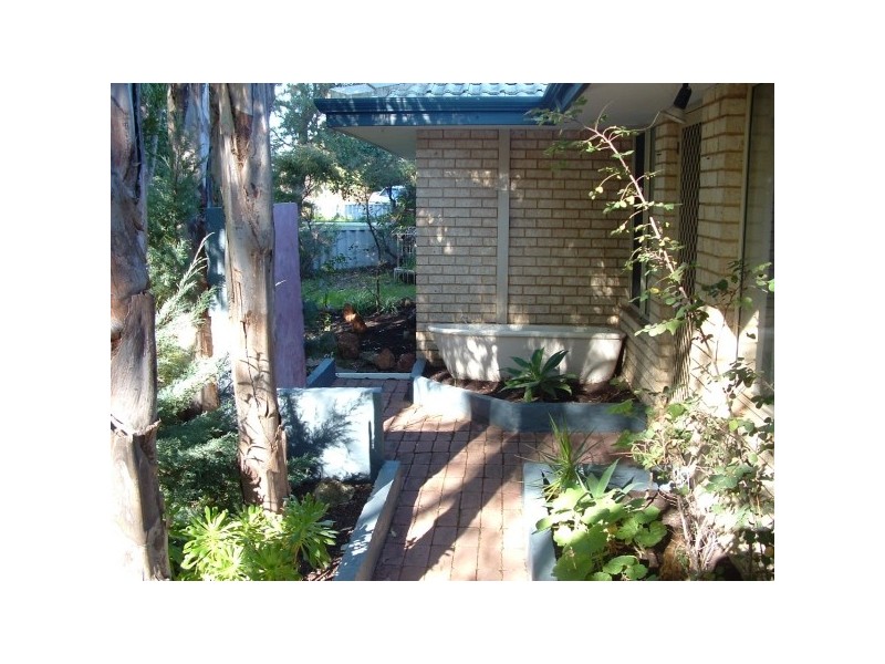 194 Wanjeep Road, Coodanup WA 6210