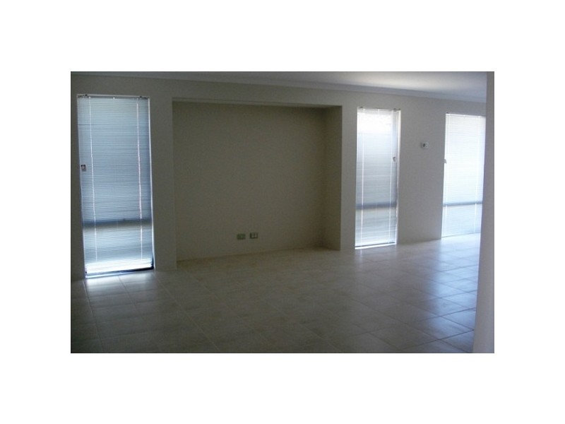 9 Kannemer Link, Meadow Springs WA 6210