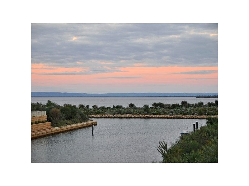 Lot 784, 46 Cormorant Key, Wannanup WA 6210