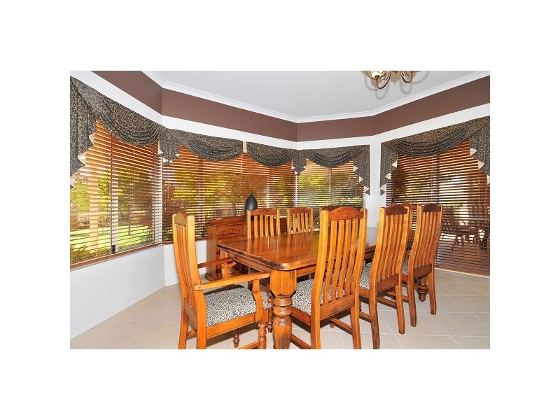 15 Green Grove Loop, Pinjarra WA 6208