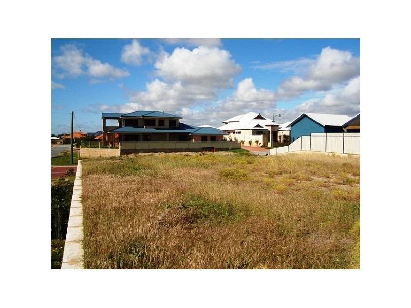 2 Currancy Lass Rise, Madora Bay WA 6210
