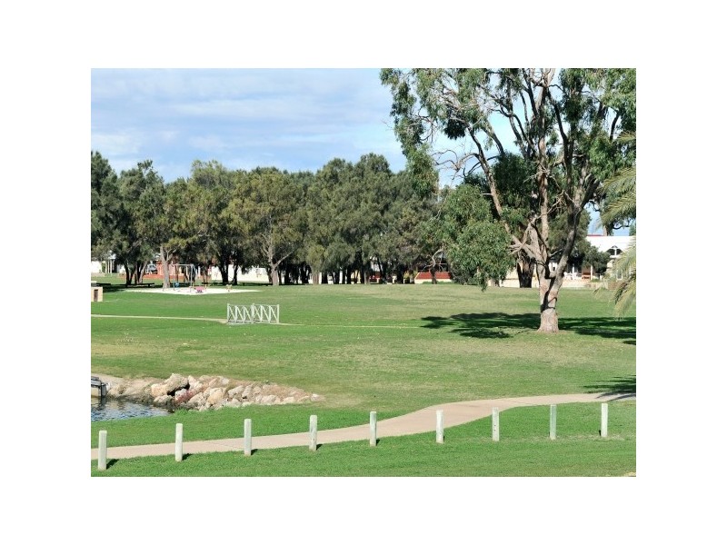 57 Janis Street, Halls Head WA 6210