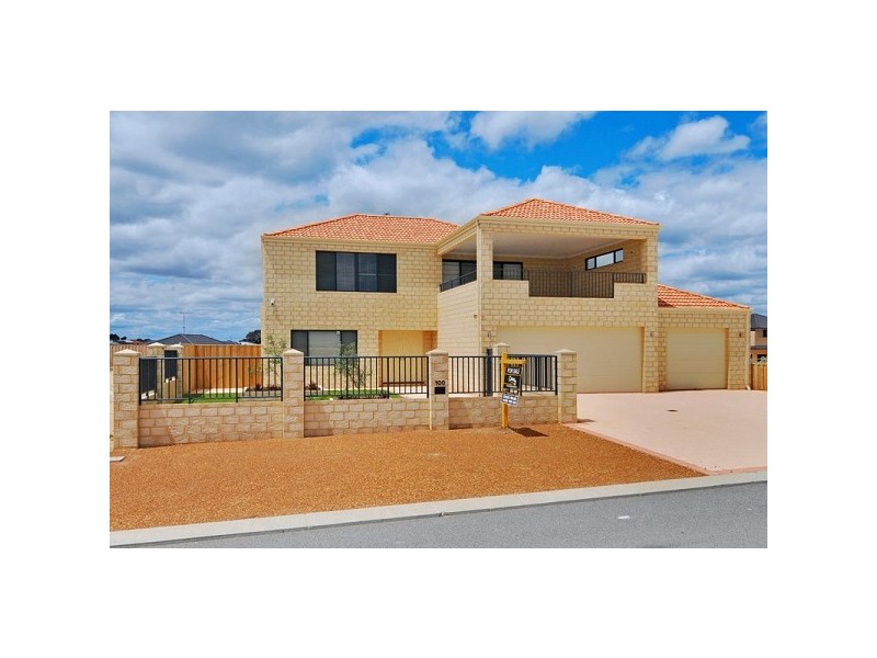 100 Boardwalk Boulevard, Halls Head WA 6210