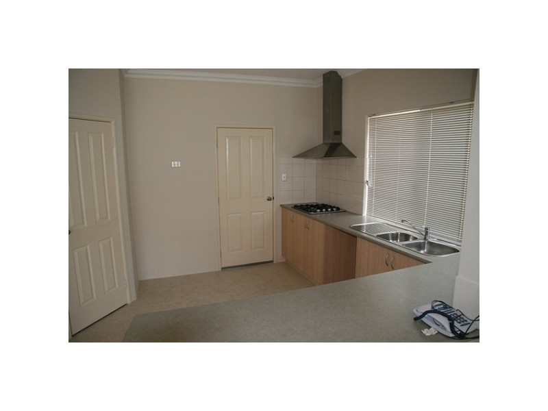 56 Quandong Parkway, Halls Head WA 6210