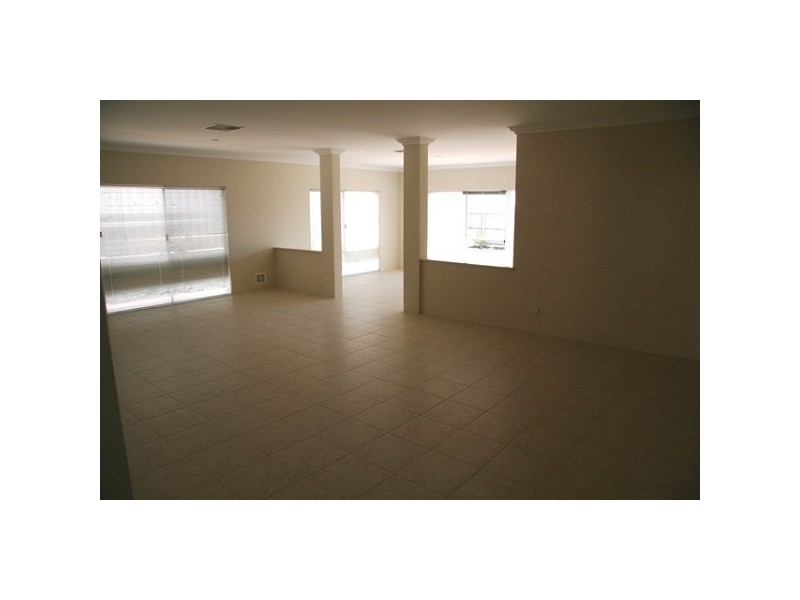 56 Quandong Parkway, Halls Head WA 6210