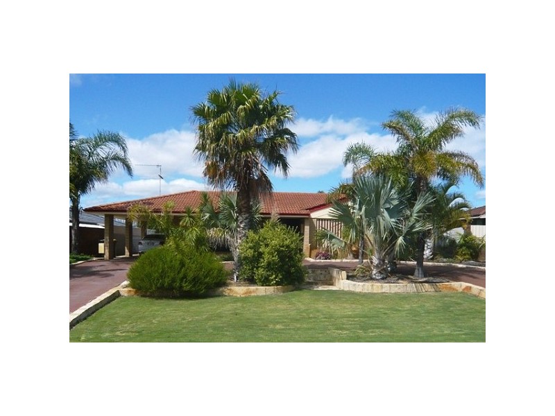 39 Peelwood Parade, Halls Head WA 6210