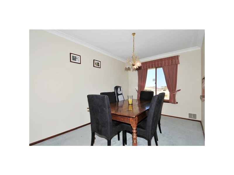 10 Hamilton Way, Silver Sands WA 6210