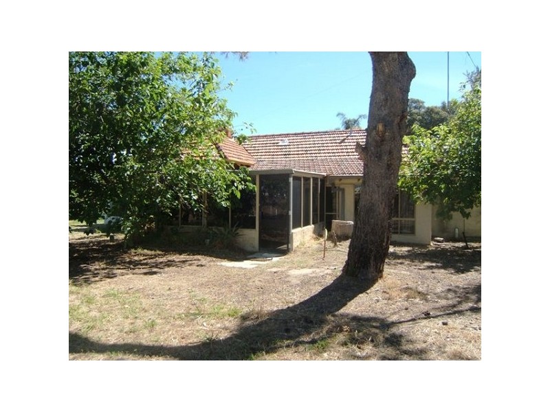 25 Mary Street, Halls Head WA 6210