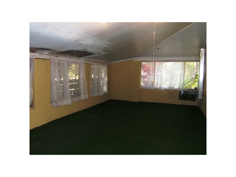 25 Mary Street, Halls Head WA 6210