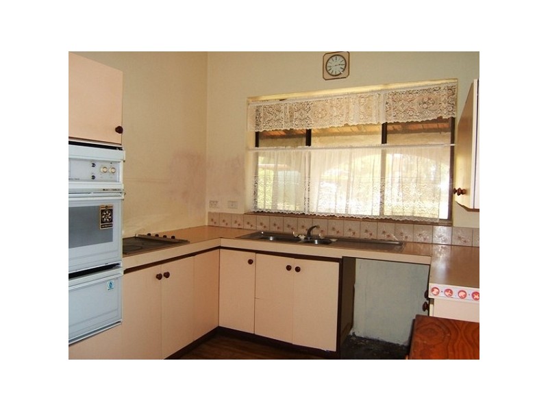 25 Mary Street, Halls Head WA 6210