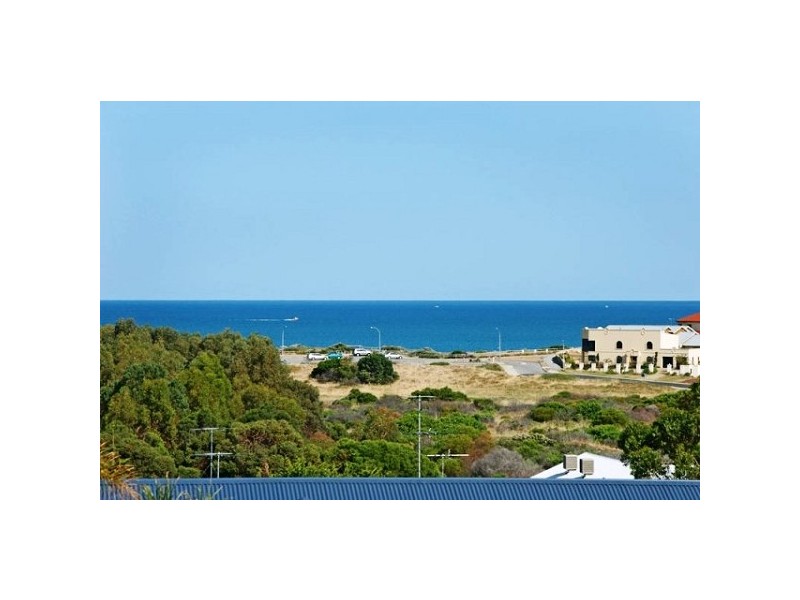 12 Gannet Rise, Halls Head WA 6210