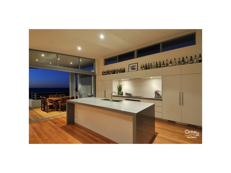 108 Boardwalk Blvd, Halls Head WA 6210