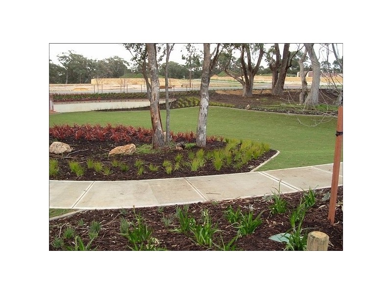 33 Oakwood Gate, Meadow Springs WA 6210