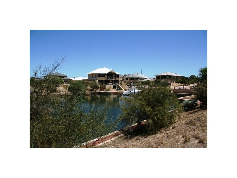 69 Sandpiper Island Retreat, Wannanup WA 6210