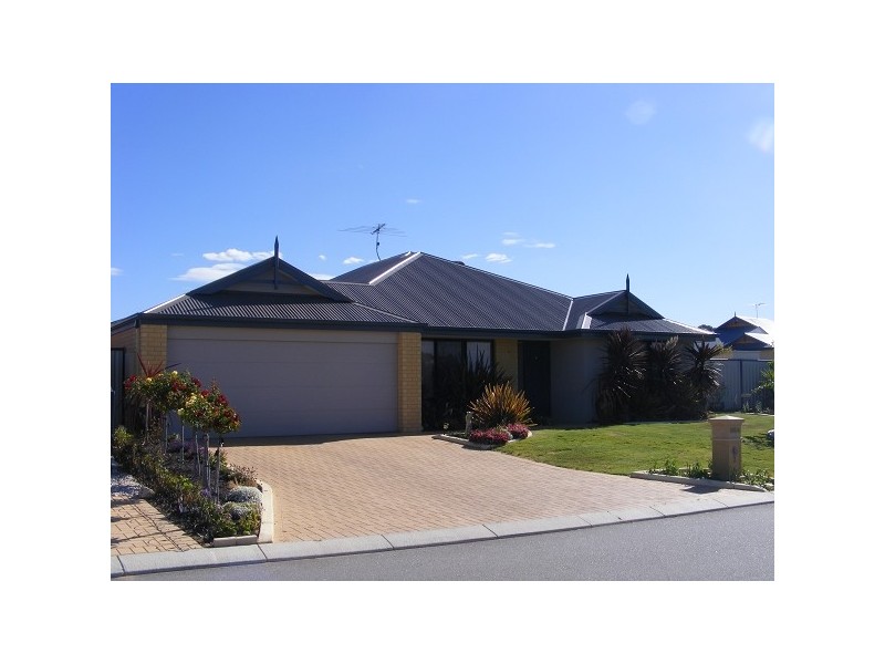 2 Caslano Road MEADOW SPRINGS, Mandurah WA 6210