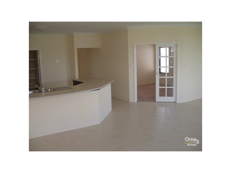 7 Pytheas Approach, Dudley Park WA 6210