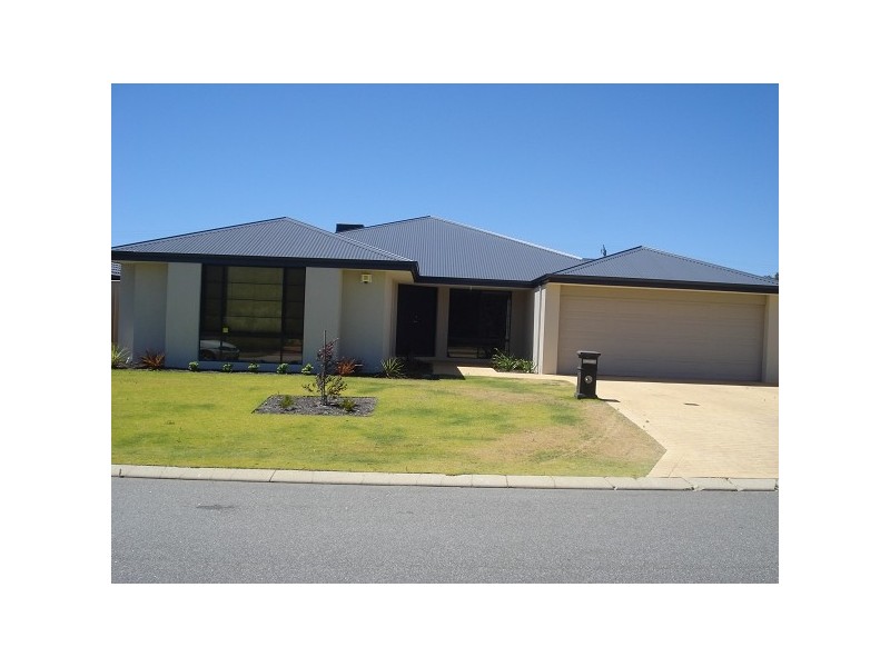 15 Dunsborough Court DAWESVILLE, Mandurah WA 6210