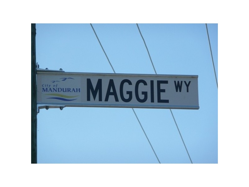 11 Maggie Way, Coodanup WA 6210