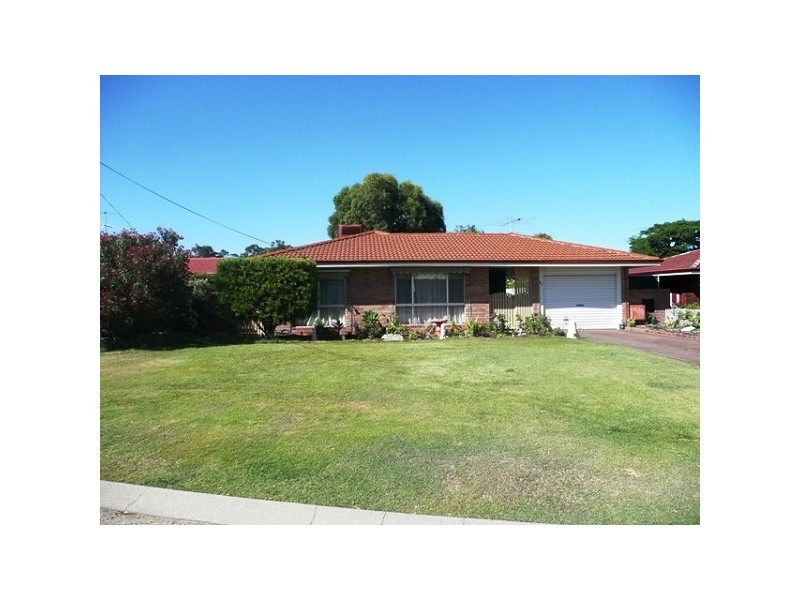 31 Vance Street, Dudley Park WA 6210