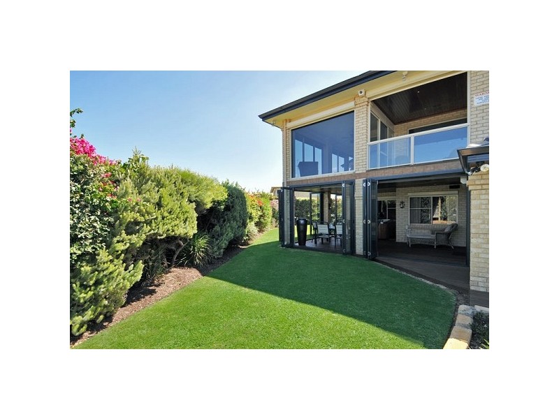 49 Admiralty Crescent, Halls Head WA 6210