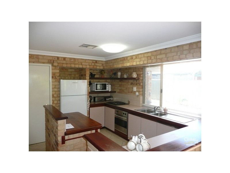 11 Hopevale Place, Erskine WA 6210