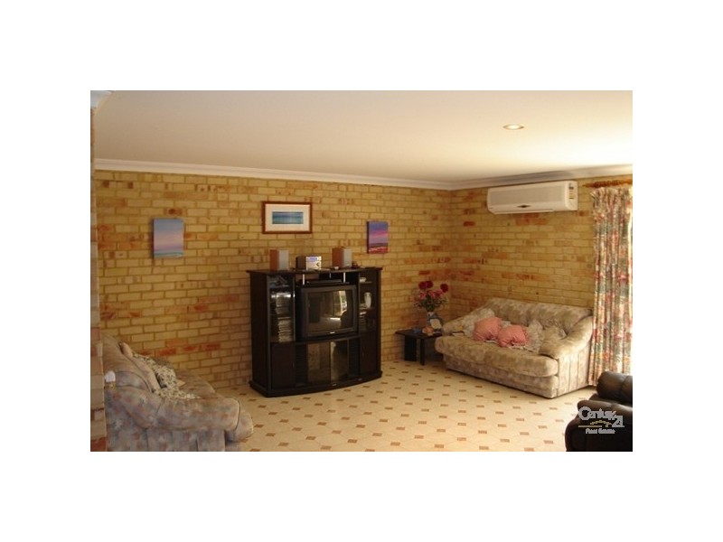 11 Hopevale Place, Erskine WA 6210