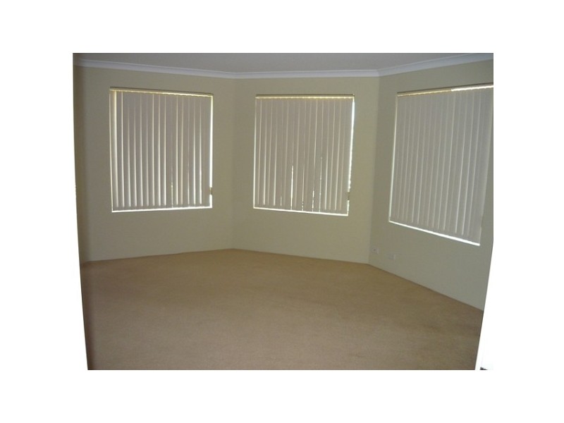 8 Kruger Loop, South Yunderup WA 6208