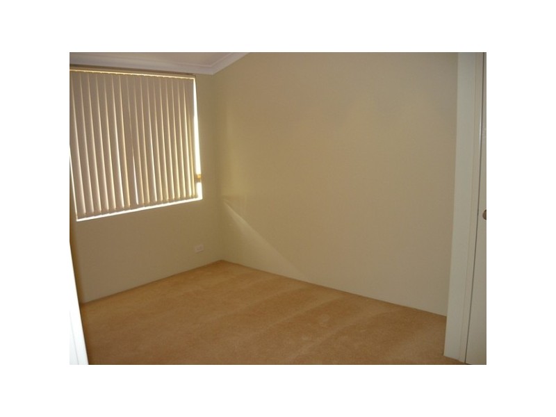8 Kruger Loop, South Yunderup WA 6208
