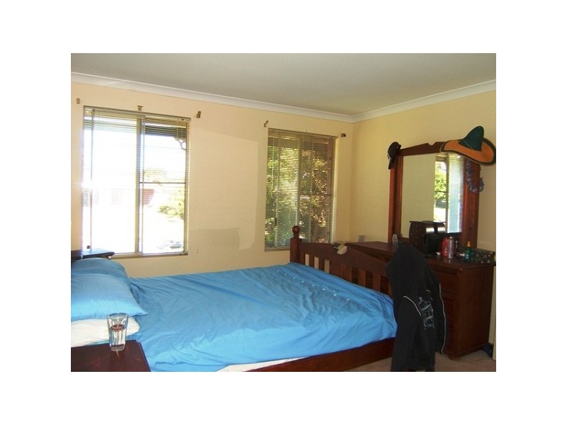 11 Collier Street, Silver Sands WA 6210