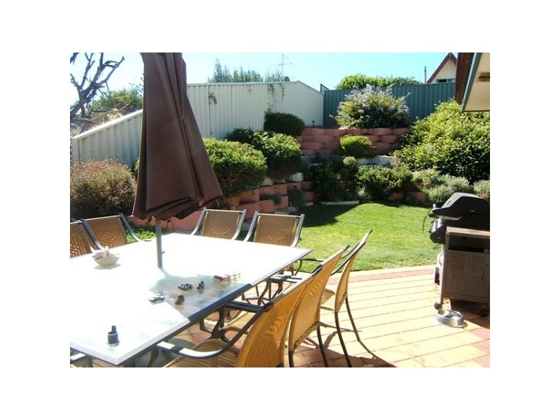 11 Collier Street, Silver Sands WA 6210