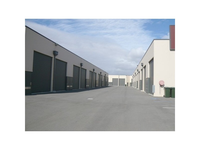 Unit 13, 26 Fitzgerald Road, Greenfields WA 6210