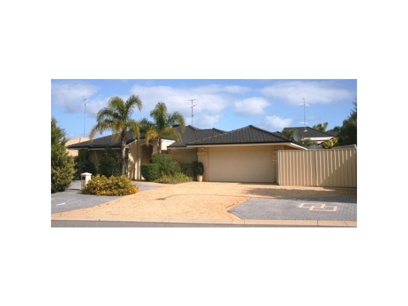 3 Boileau Place, San Remo WA 6210