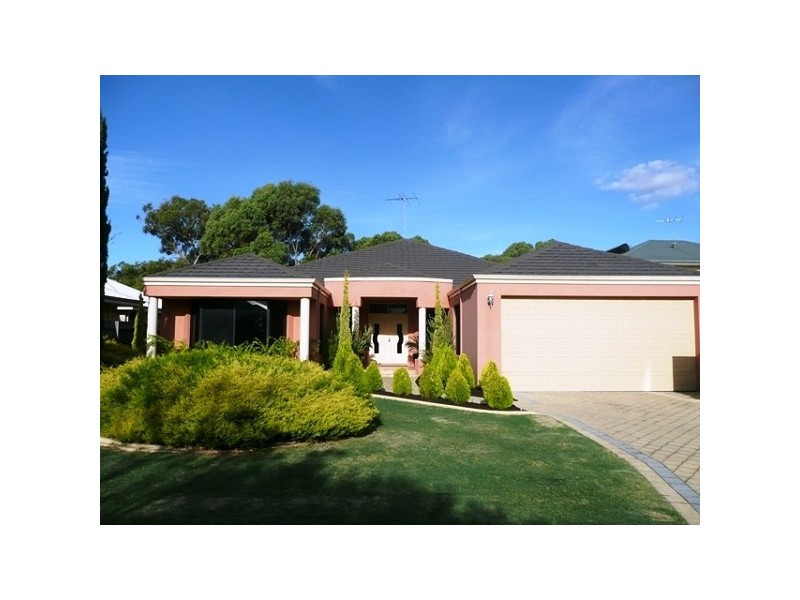 13 Mayfair Mews, Meadow Springs WA 6210